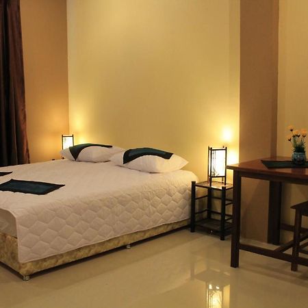 Avalon Residence Savannakhet Esterno foto