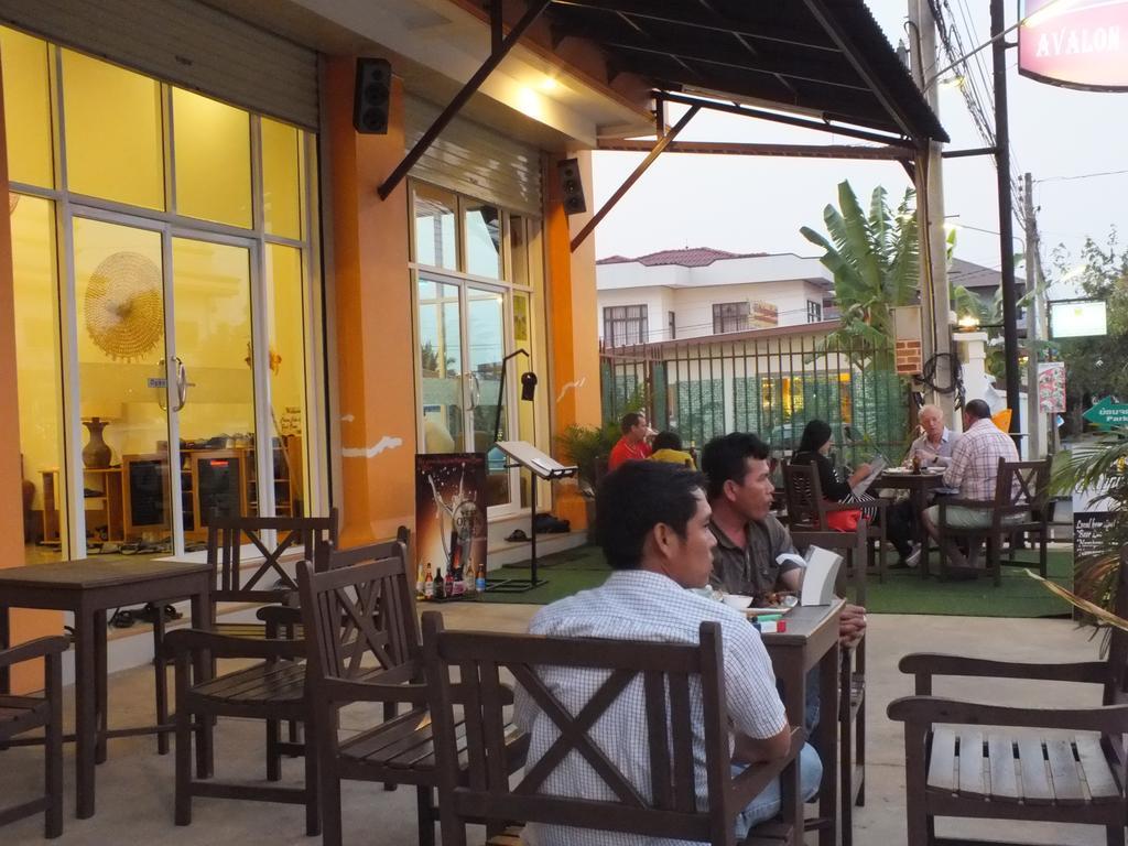 Avalon Residence Savannakhet Esterno foto