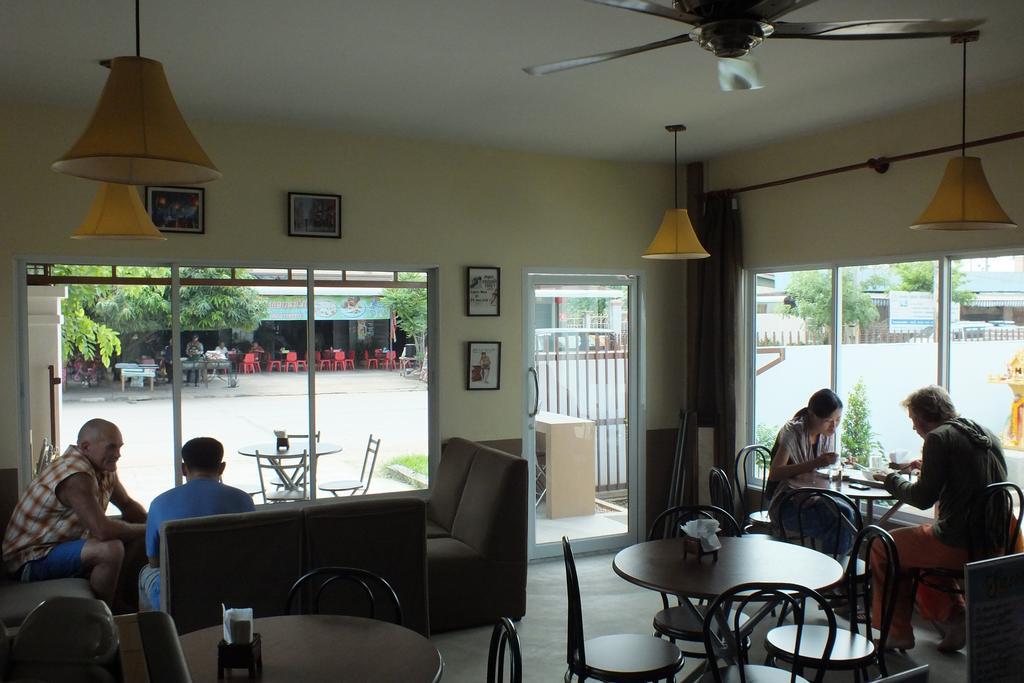 Avalon Residence Savannakhet Esterno foto