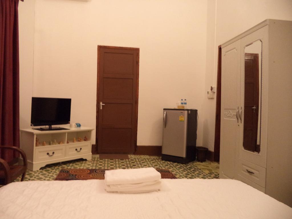 Avalon Residence Savannakhet Esterno foto