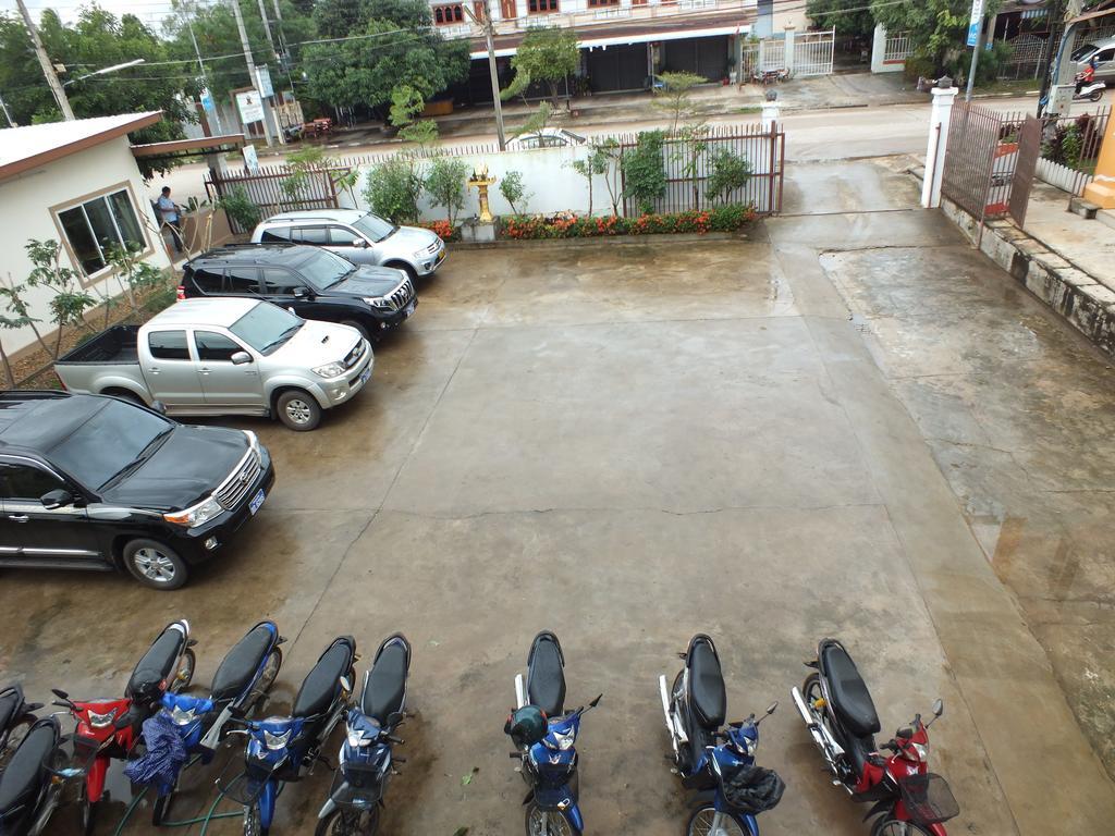 Avalon Residence Savannakhet Esterno foto