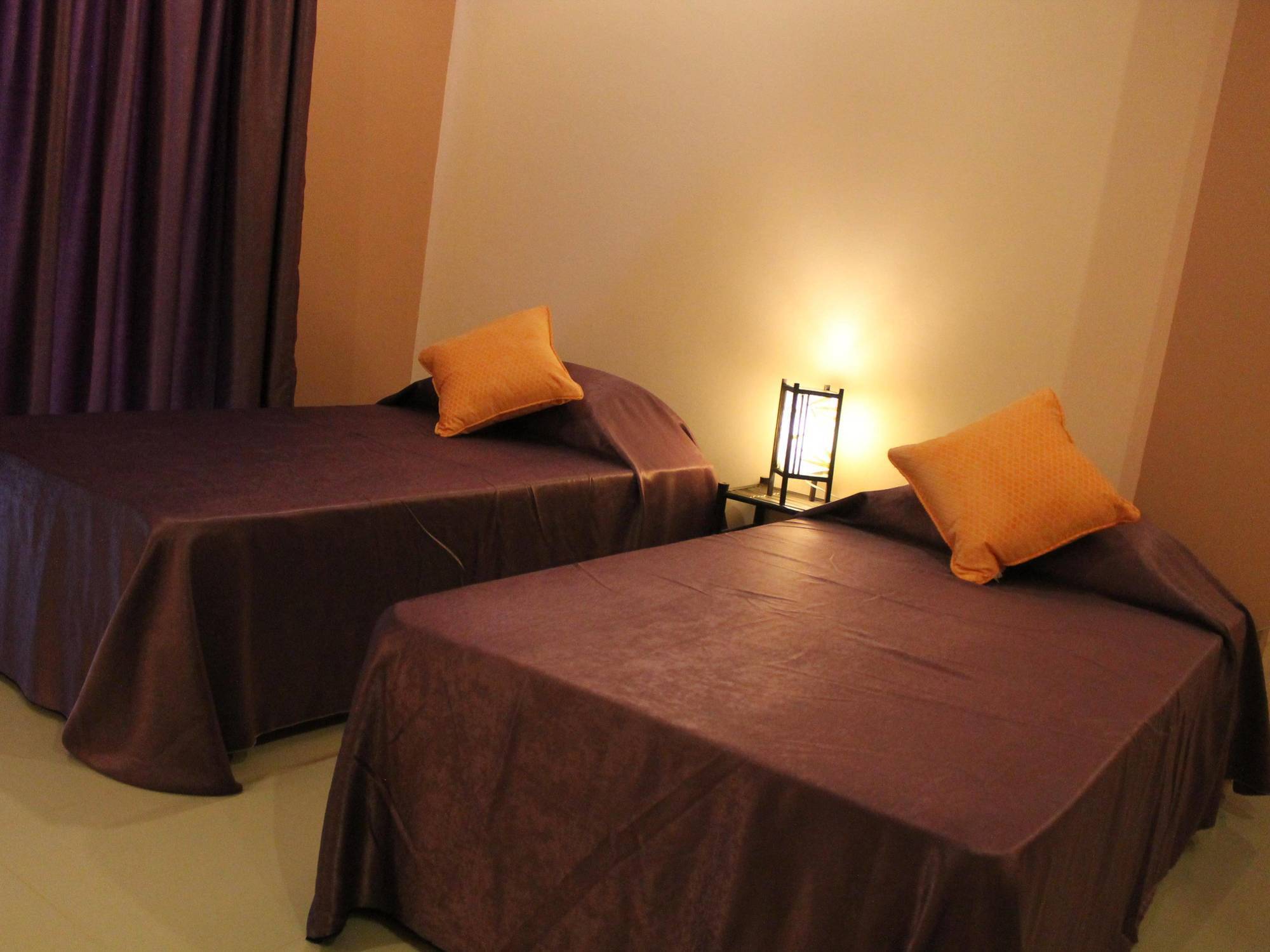 Avalon Residence Savannakhet Esterno foto